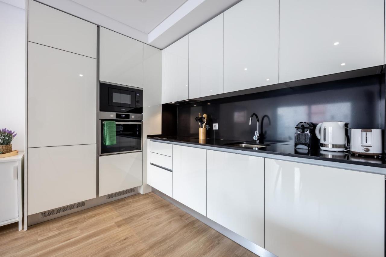 Monte Residence - Apartment Elly Портиман Екстериор снимка